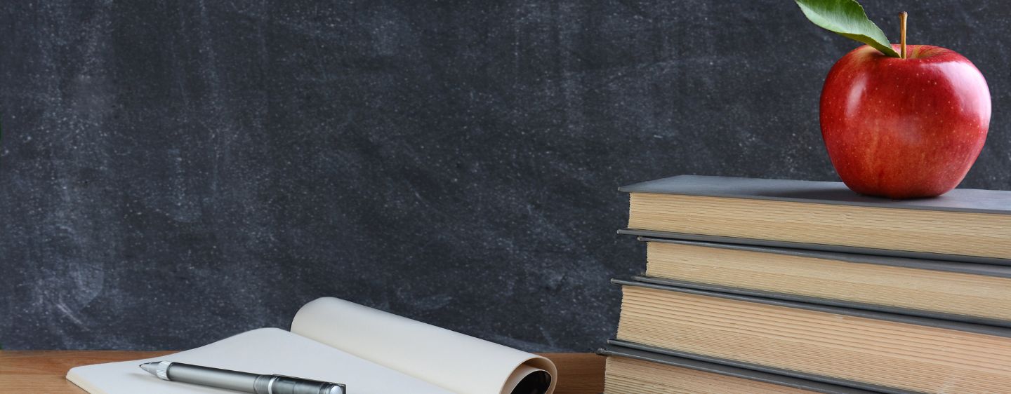 Apple and books